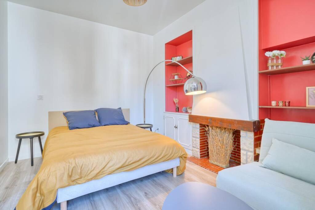 Studio Charmant Au Coeur Du Vieux Corbeil Corbeil-Essonnes Kültér fotó